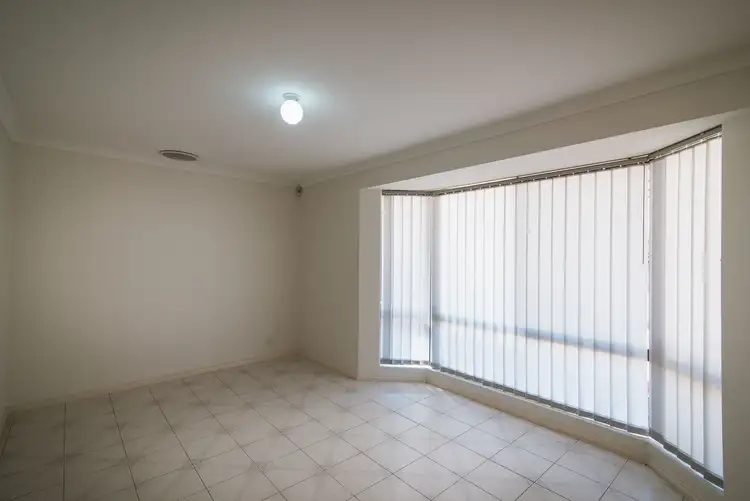 Seventh view of Homely house listing, 8 Paloma Loop, Marangaroo WA 6064