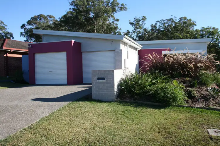 6 James Ramsay Place