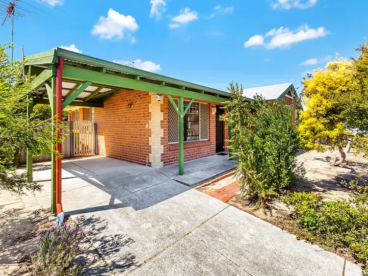 18 Harris Street, Palmyra WA 6157