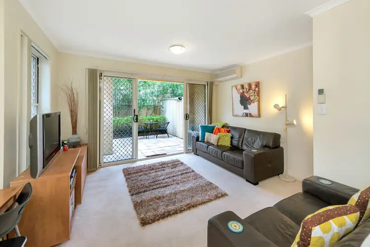 Main view of Homely townhouse listing, 2/140 Carmody Road, St Lucia QLD 4067