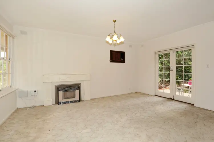 Fifth view of Homely house listing, 10 Salisbury Ave, Valley View SA 5093