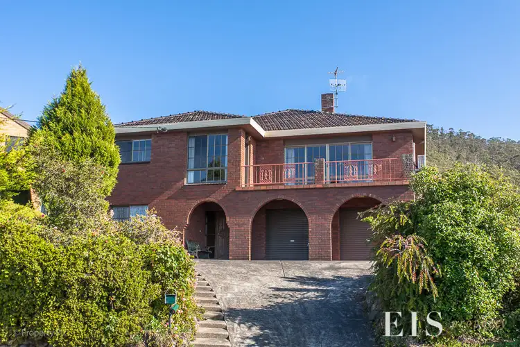 4 Bareena Rd, Taroona TAS 7053