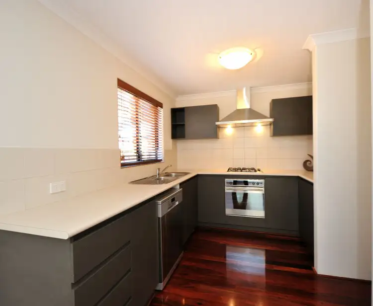Sixth view of Homely unit listing, 2/54a Shannon Road, Mandurah WA 6210