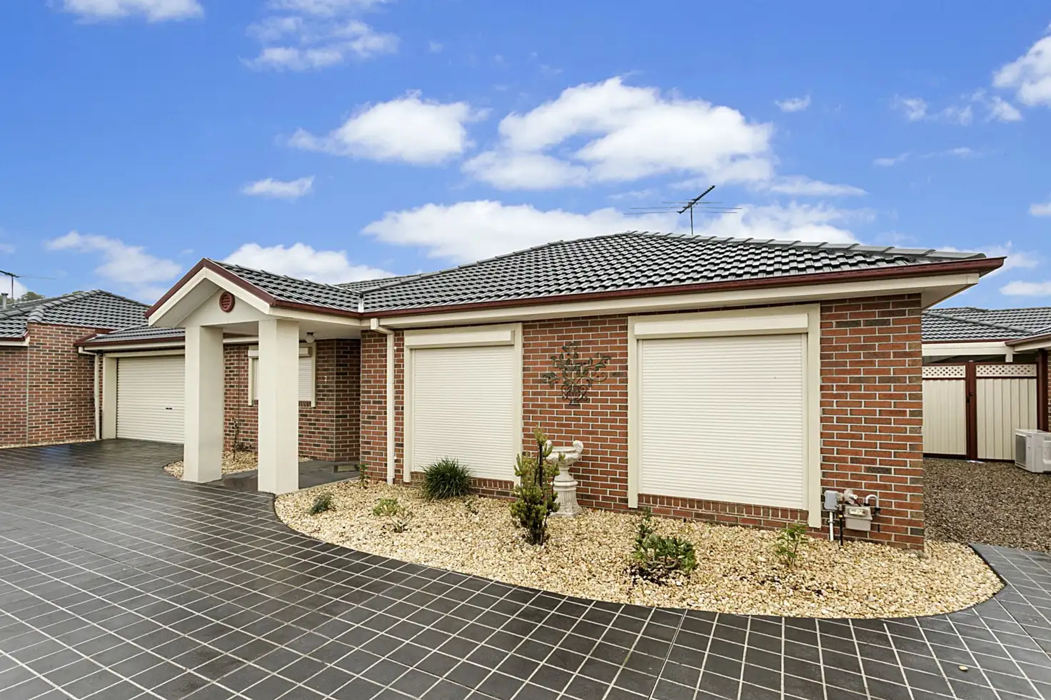 Main view of Homely unit listing, 2/12 Lisa Place, Wallan VIC 3756