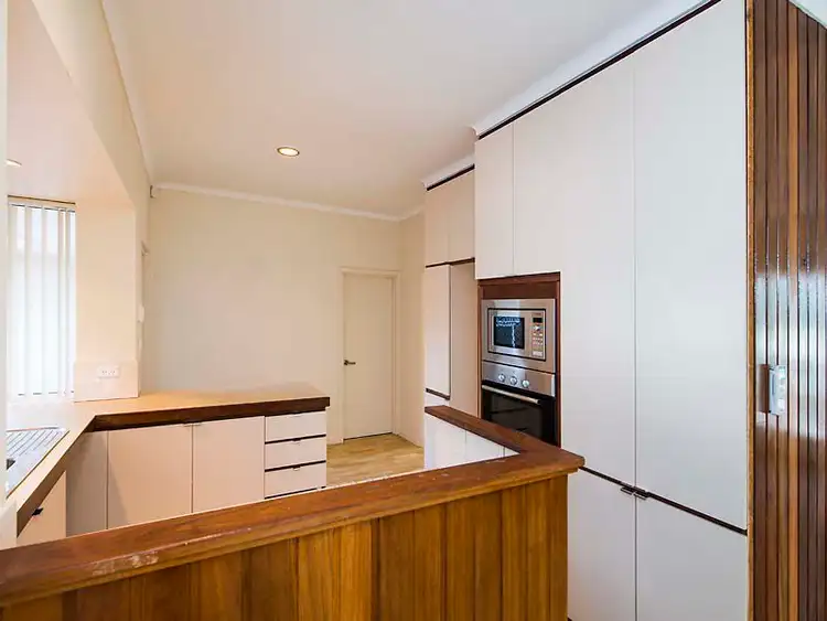 Second view of Homely house listing, 21 Ferguson Street, Alfred Cove WA 6154