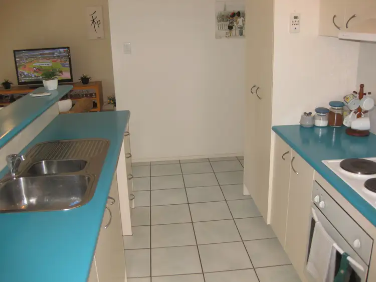 Sixth view of Homely unit listing, 3/40 Short St, Stanthorpe QLD 4380