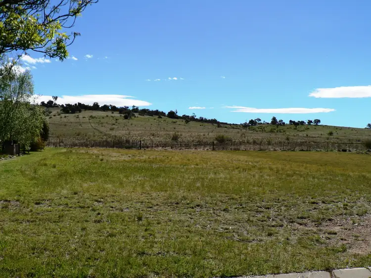 32 Roberson Street, Berridale NSW 2628
