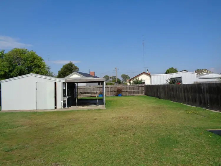Second view of Homely house listing, 411 Main Street, Bairnsdale VIC 3875