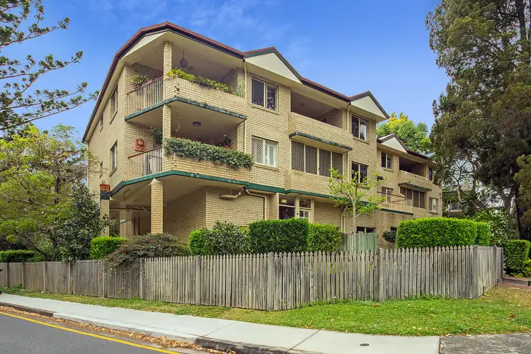 2/88 Indooroopilly Road, Taringa QLD 4068