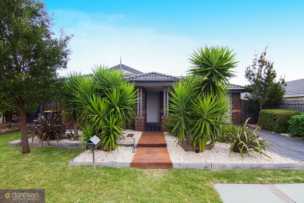 Main view of Homely house listing, 14 Lombardi Close, Skye VIC 3977