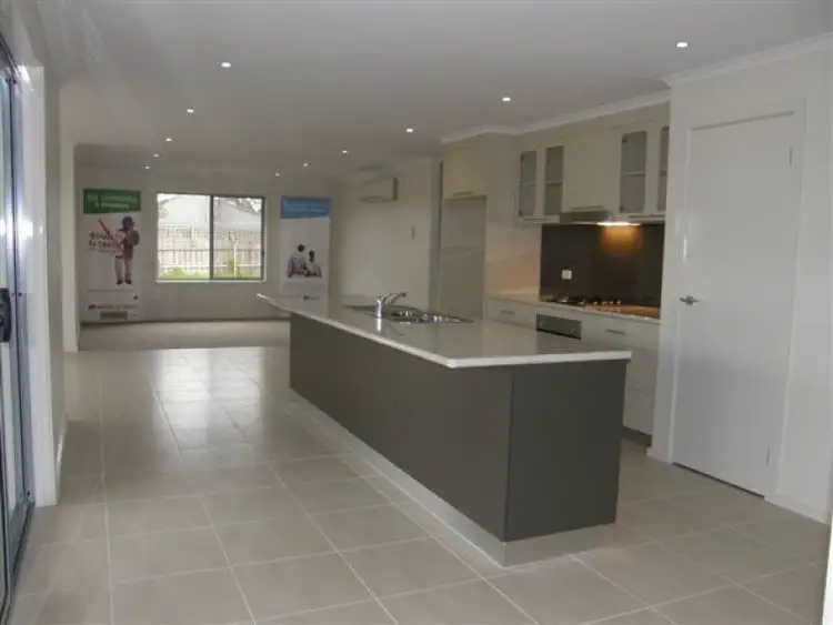Sixth view of Homely house listing, 147 Hammersmith Circuit, Traralgon VIC 3844