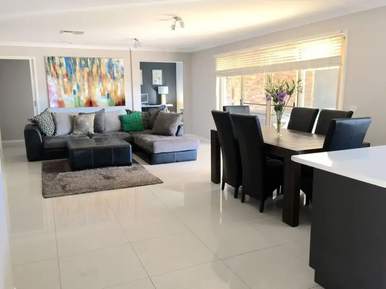 Fourth view of Homely house listing, 6 Jindabyne Court, Kialla VIC 3631