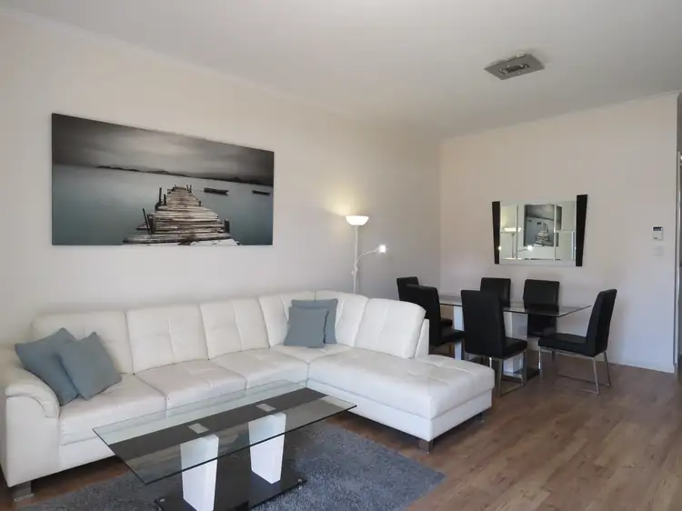 18 Robinson St, Mawson Lakes SA 5095