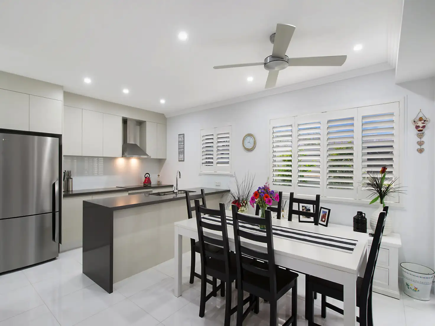Main view of Homely unit listing, 6/15 Landsborough Ave, Scarborough QLD 4020