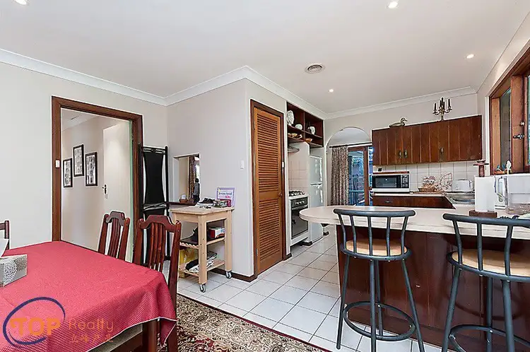 Fifth view of Homely house listing, 29 Salmon Gum Rise, Willetton WA 6155