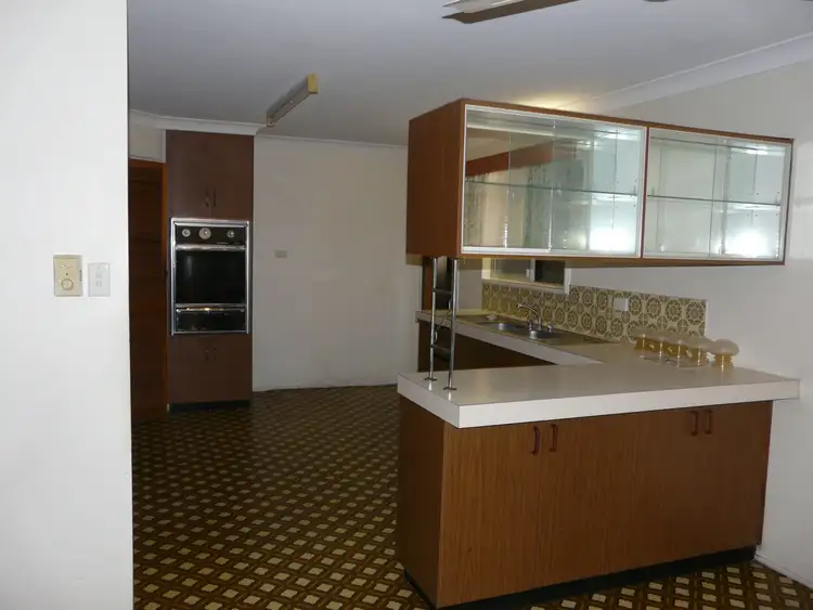 Seventh view of Homely house listing, 108 TWELFTH Avenue, Home Hill QLD 4806