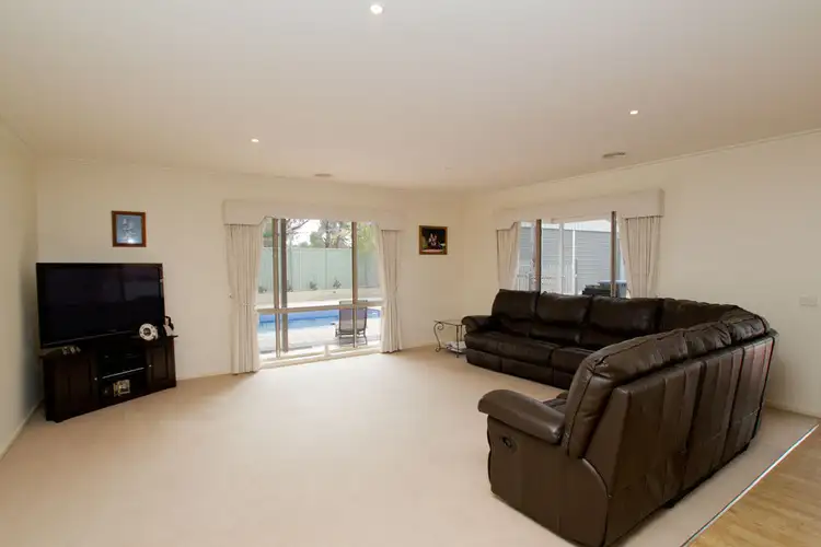 Fourth view of Homely house listing, 7 Aberdeen Drive, Junortoun VIC 3551