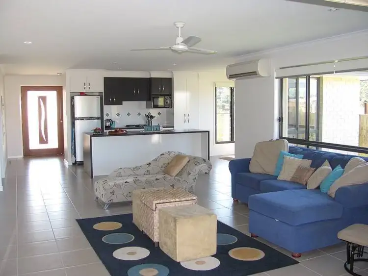 14 Grimes Terrace, Nambour QLD 4560