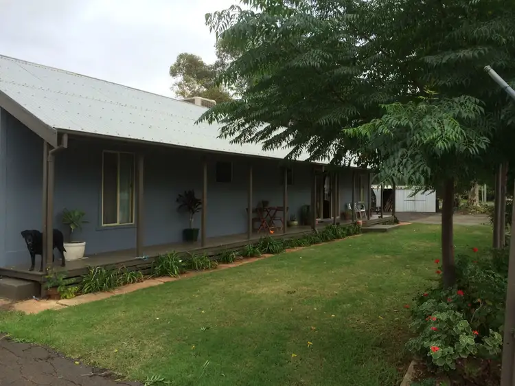 1 Cobar Street, Nyngan NSW 2825