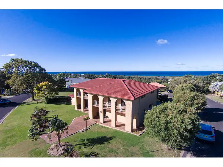 28 Warrambool Road, Ocean Shores NSW 2483