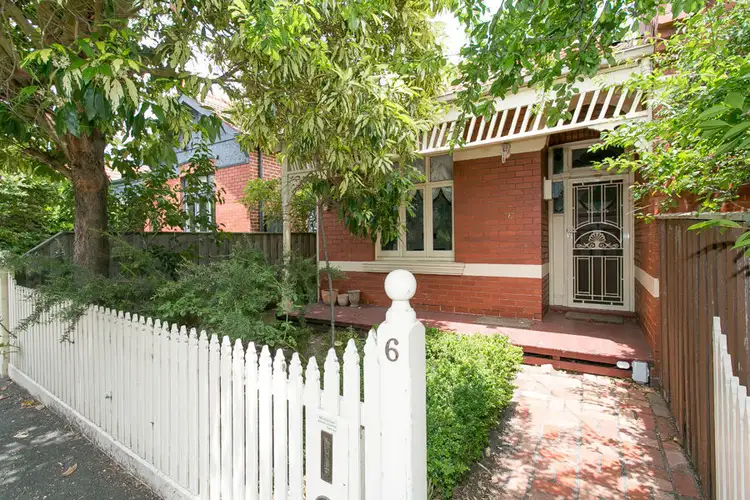 6 Vail Street