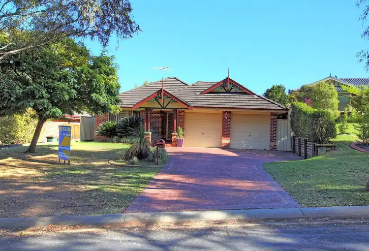 15 Solander Place, Mount Annan NSW 2567