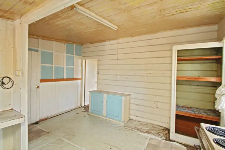Sixth view of Homely house listing, 8 Edward Street, Warwick QLD 4370