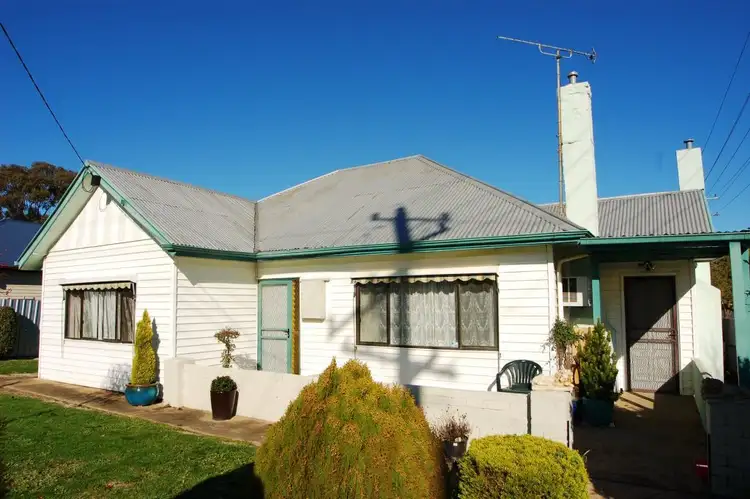 2 London Road St, Stawell VIC 3380