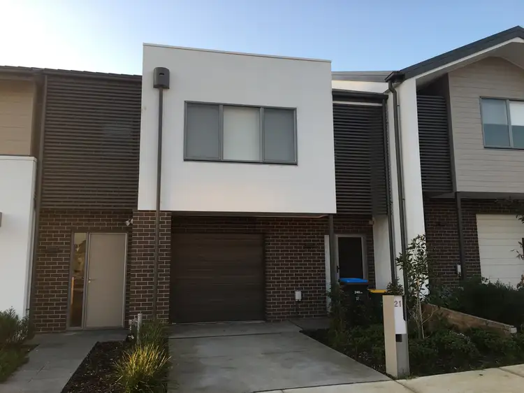 21 Reflection Drive, Wantirna South VIC 3152