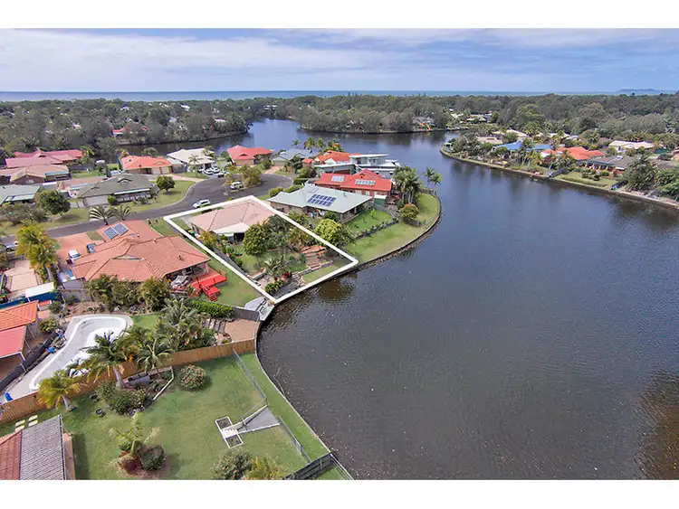 5 Konda Court, Ocean Shores NSW 2483