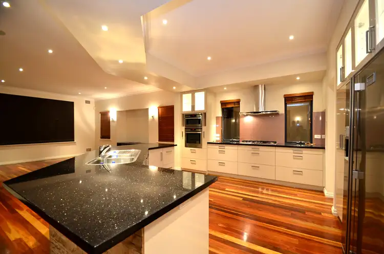 32 French St, Joondanna WA 6060