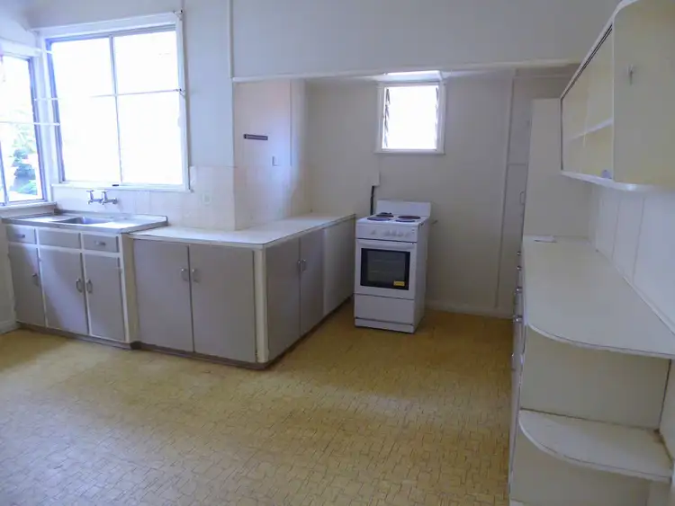 Fifth view of Homely house listing, 1/522 OXLEY AVENUE St, Redcliffe QLD 4020