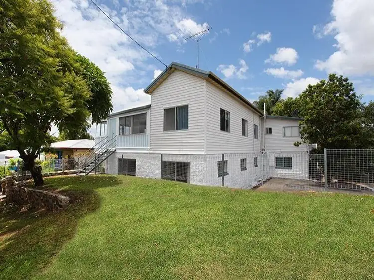 11 Lamington Terrace, Nambour QLD 4560