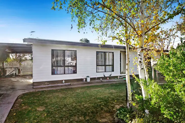 Second view of Homely house listing, 5 Phillips Avenue, Uralla NSW 2358