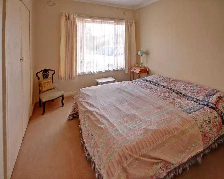Fifth view of Homely house listing, 3 Glenda Ct, Bairnsdale VIC 3875