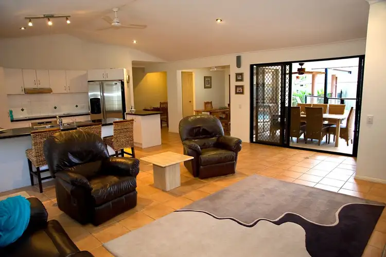 25 Tedford Drive, Tewantin QLD 4565