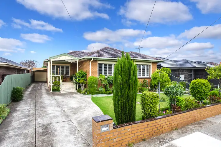 14 Arbor Terrace, Avondale Heights VIC 3034