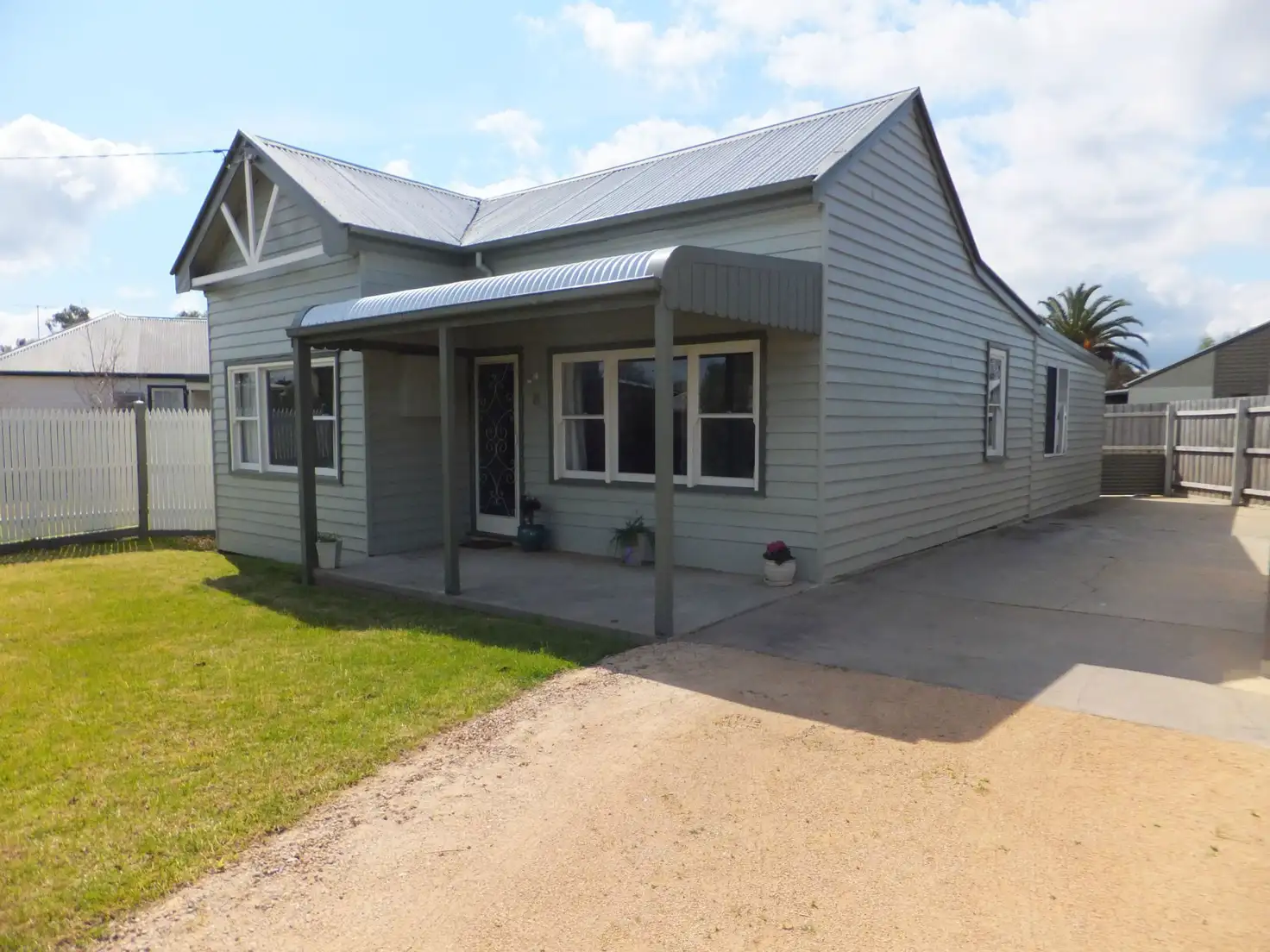 Main view of Homely house listing, 8 Charles Street, Bairnsdale VIC 3875