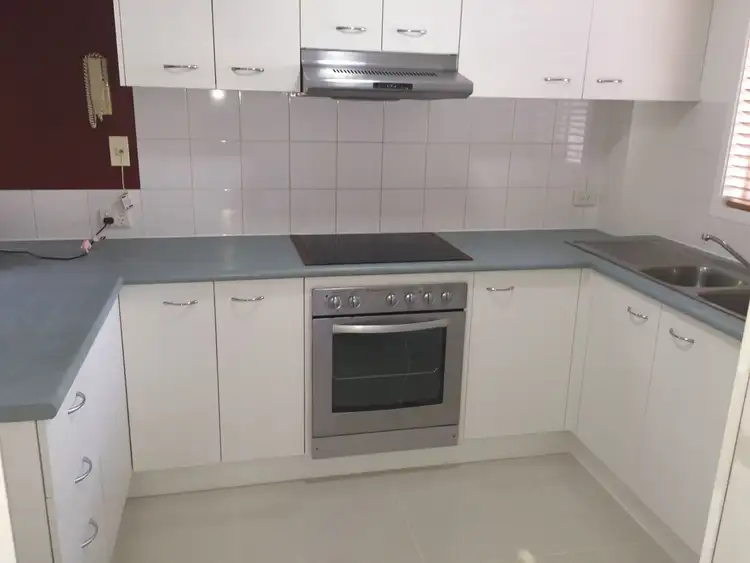 Second view of Homely unit listing, 2/90-92 Pohlman Street, Southport QLD 4215