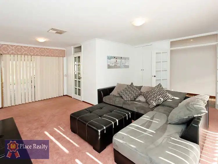 15 Clytie Road, Silver Sands WA 6210
