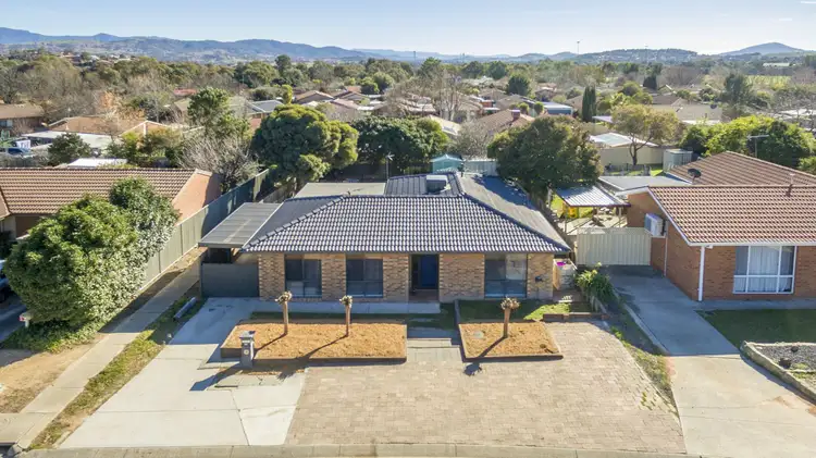 13 Feint Street, Conder ACT 2906