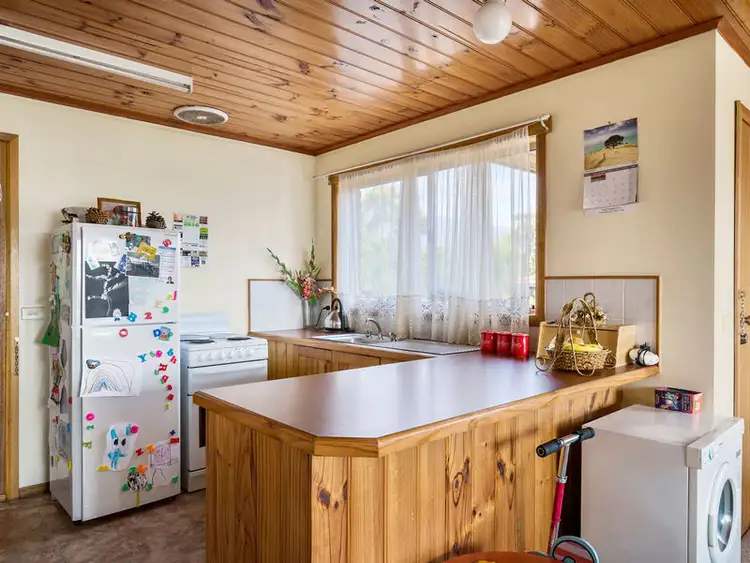 Fifth view of Homely unit listing, 1/17 Acacia St, Huonville TAS 7109