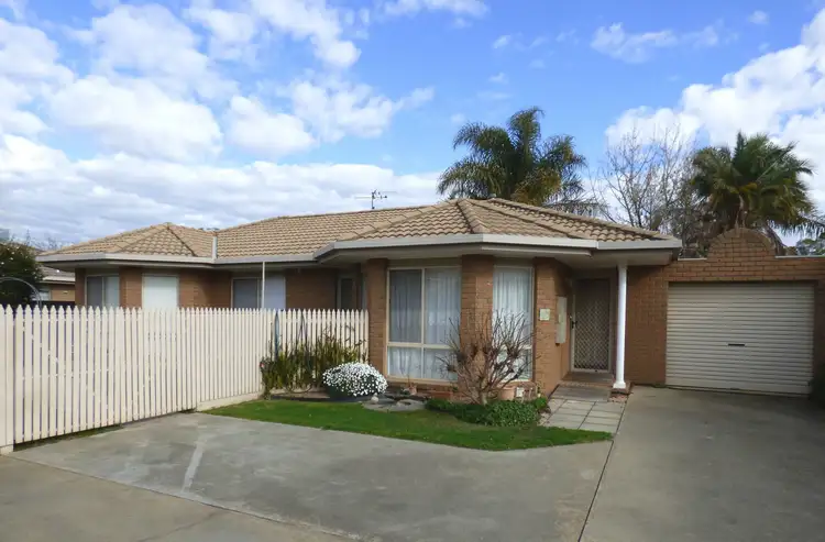 Unit 2/16 Statesman Drive, Benalla VIC 3672