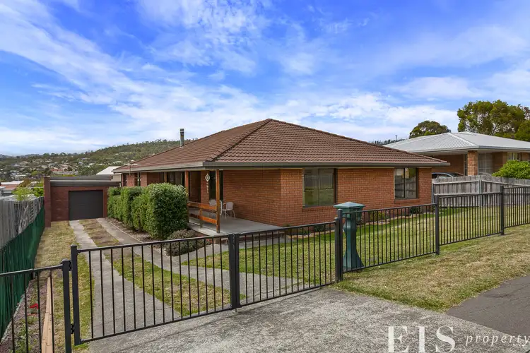 2 Golf Links Rd, Geilston Bay TAS 7015