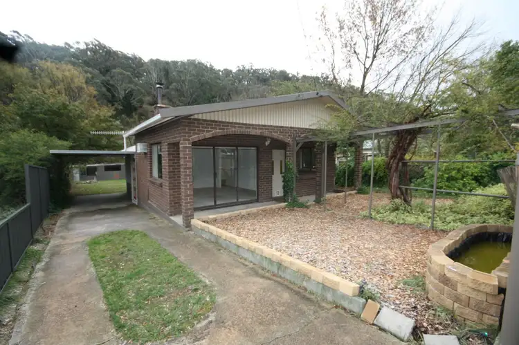 97 Foxlow Street, Captains Flat NSW 2623