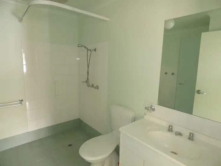 Sixth view of Homely unit listing, Unit 4/48 Haigh Street, Moe VIC 3825