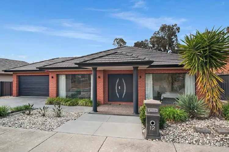 12 Claremont Terrace, Strathdale VIC 3550