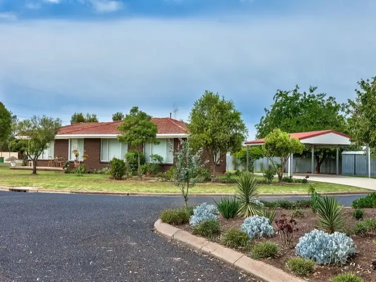 Third view of Homely house listing, 125 Easterby Court, Howlong NSW 2643