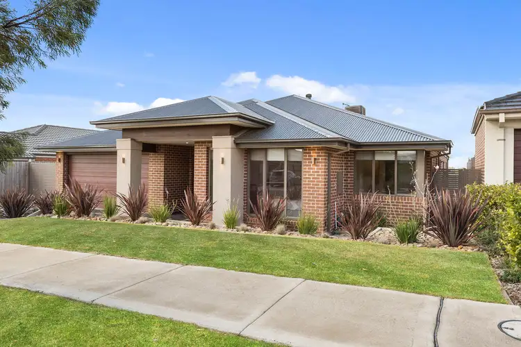 14 Gordon Boulevard, Gisborne VIC 3437