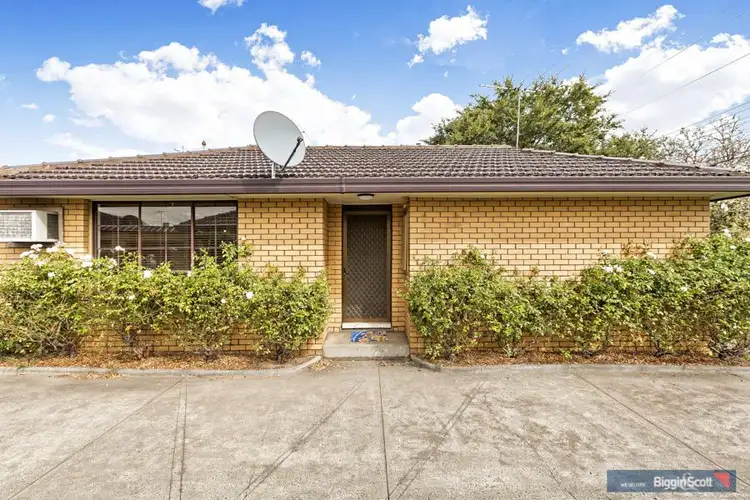 Main view of Homely villa listing, 5/367 Williamstwon Road, Yarraville VIC 3013